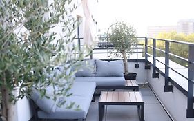 Non Smoking Penthouse Ll Erasme
